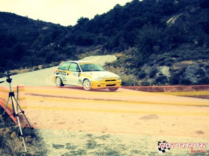 2ο Φθινοπωρινό Ράλλυ Αμαρύνθου 2014 (10).JPG